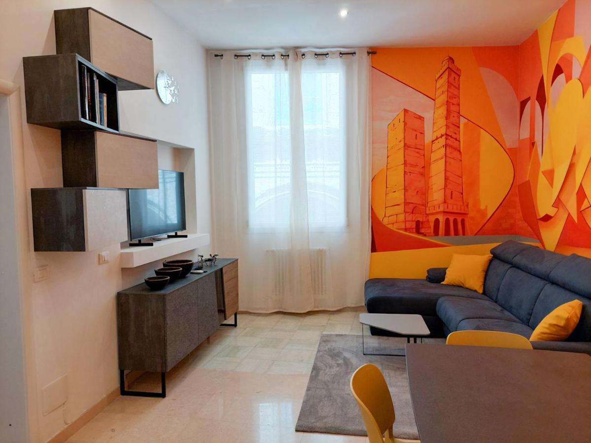 2Towers Holiday House_Centro Storico Di بولونيا المظهر الخارجي الصورة